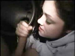 UhBabe presents: Car blower .... getting a hummer in my car