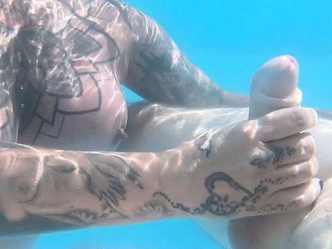 UhBabe presents: Underwater bj pool fun with the creampies