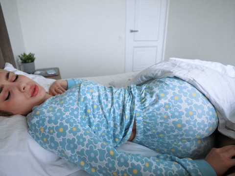 UhBabe presents: My whore step mom wakes me up in the best way she knows!