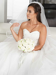UhBabe presents: Bootylicious bride Kelsi Monroe screws a handsome officiant on her wedding day